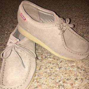 Clark’s Brand New Wallabee Shoes